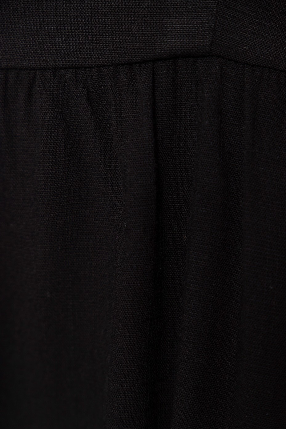 MIDI DRESS WITH CUT