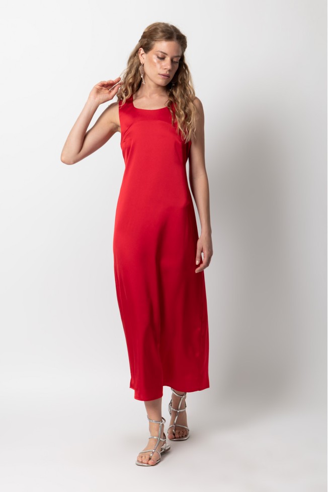 SLEEVELESS SATIN DRESS WITH BELT