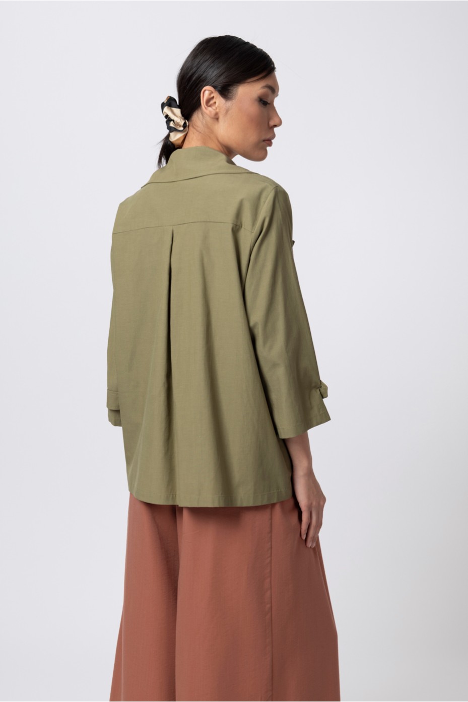 SHORT GABARDINE COAT