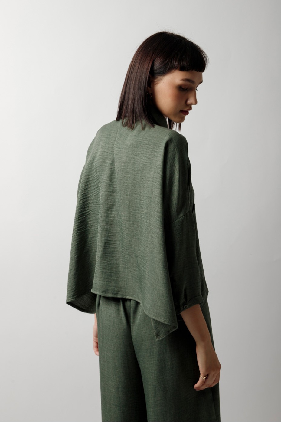 ΠΟΥΚΑΜΙΣΟ ΜΕ OVERSIZED ΜΕ ΤΣΕΠΗ