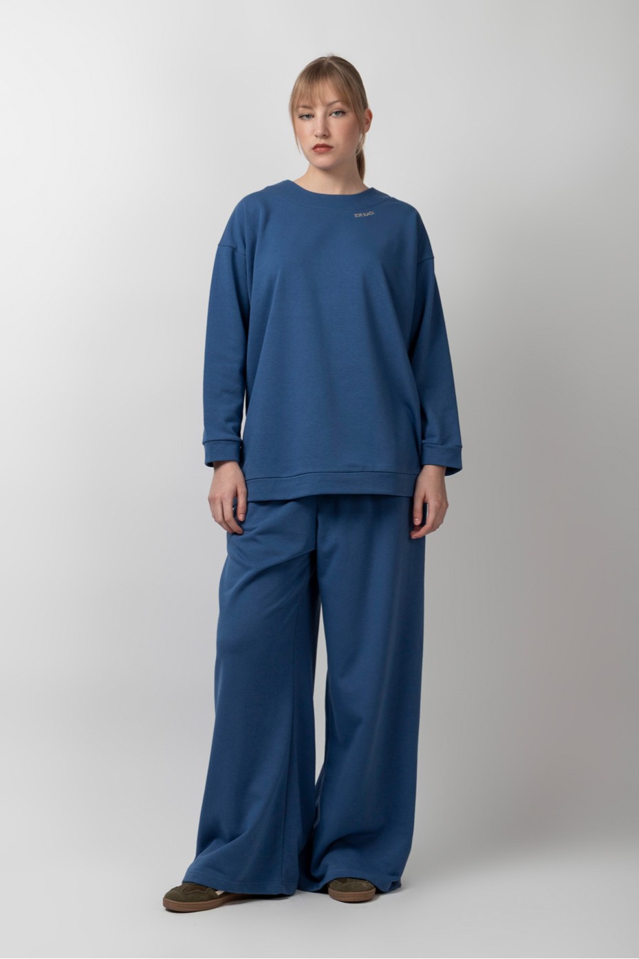 ΜΠΛΟΥΖΑ ΒΑΜΒΑΚΕΡΗ ΜΕ ΚΕΝΤΗΜΑ