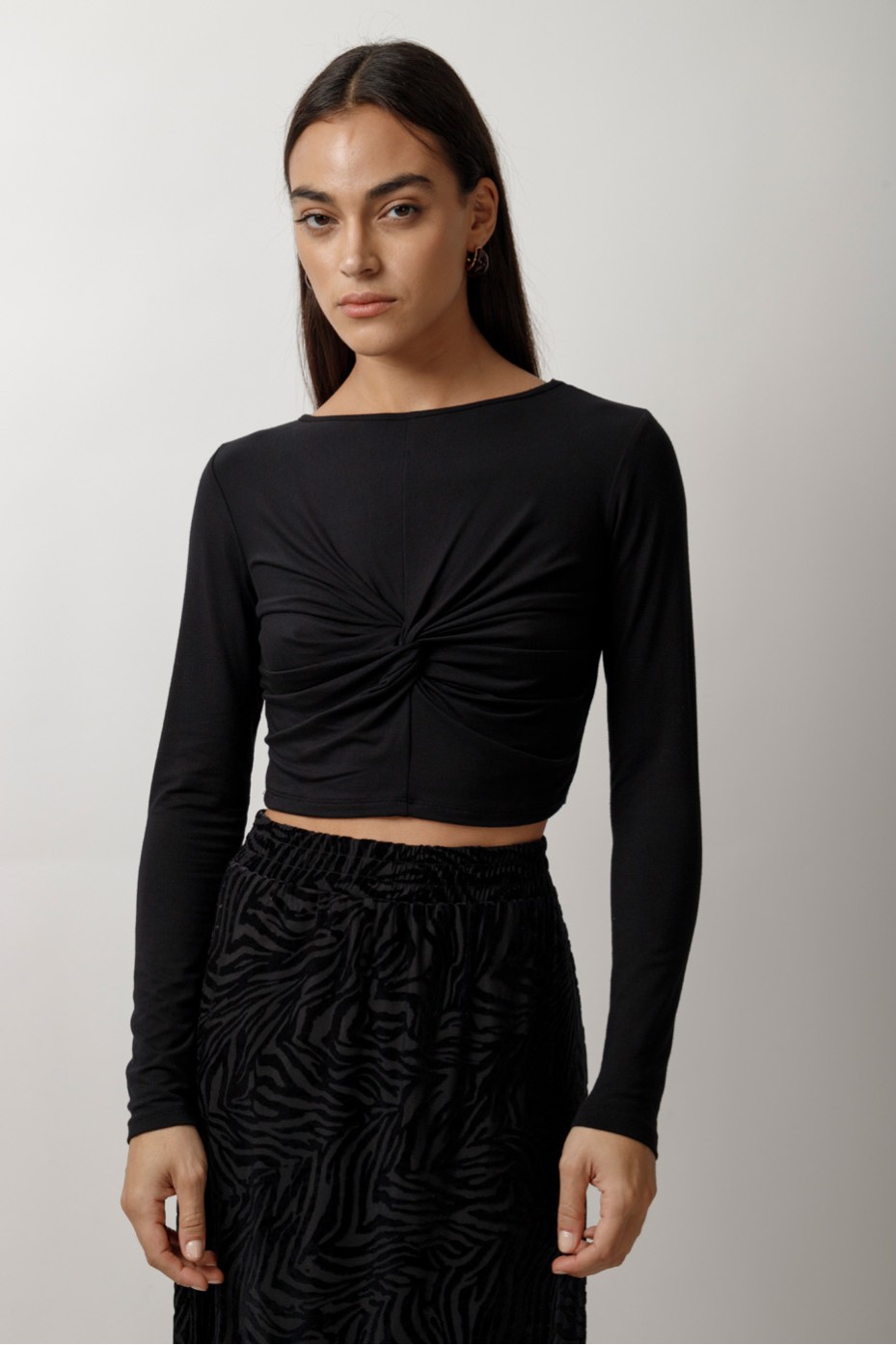 LONG SLEEVE ELASTIC CROP TOP