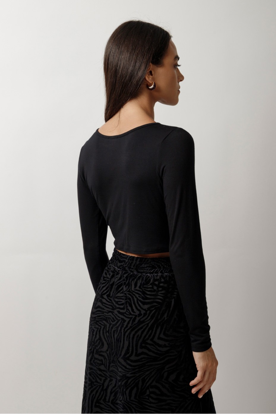 LONG SLEEVE ELASTIC CROP TOP