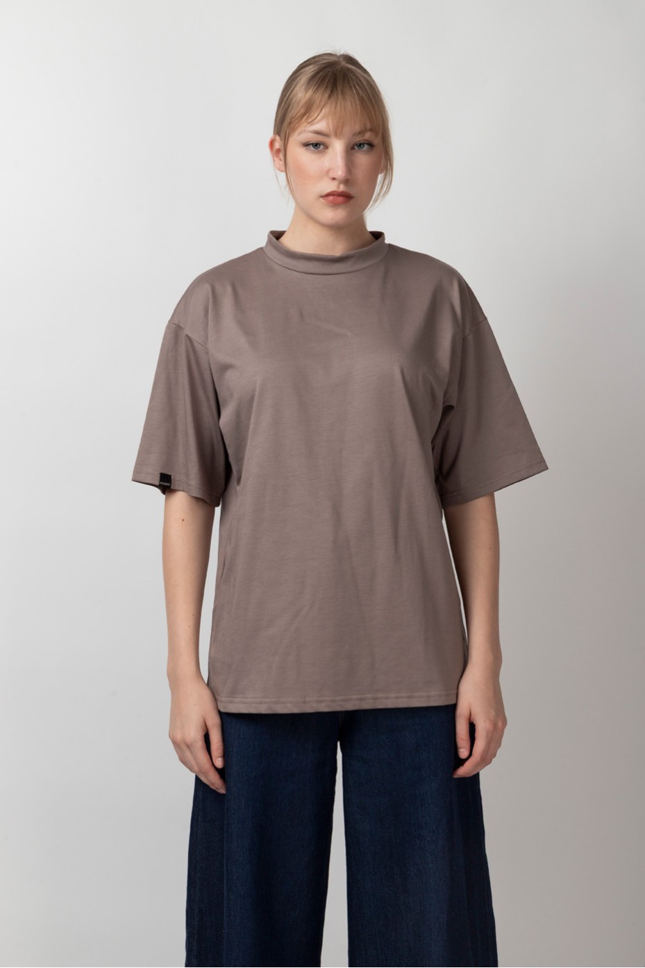 ΜΠΛΟΥΖΑ ΒΑΜΒΑΚΕΡΗ ΚΟΝΤΟΜΑΝΙΚΗ