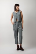 SHORT VEST WITH BUTTONS