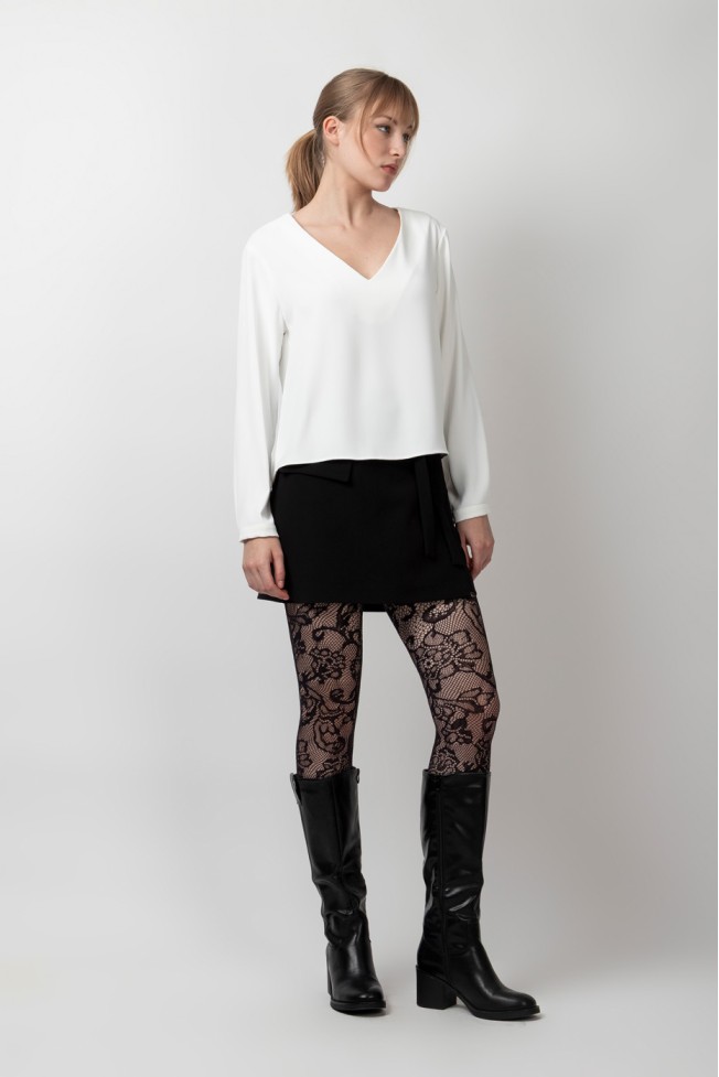 LONG SLEEVE V CREPE BLOUSE