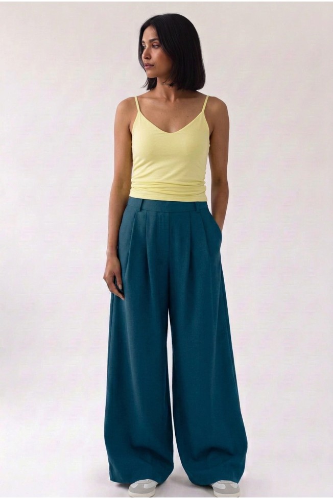 BAMBOO TOP WITH STRAPS