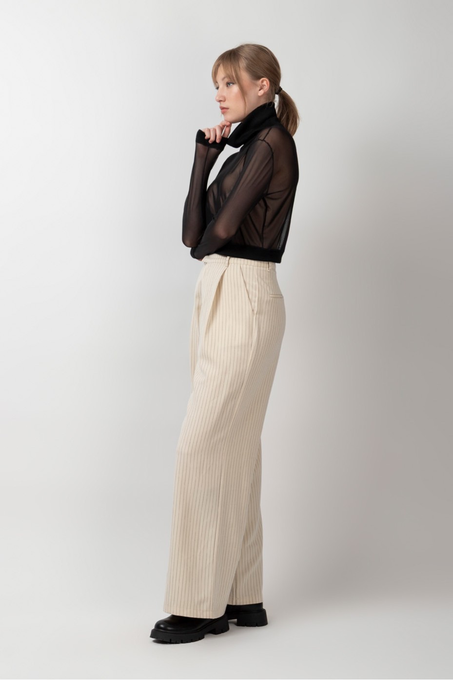 ΜΠΛΟΥΖΑ ΜΑΚΡΥΜΑΝΙΚΗ ΤΟΥΛΙ ΜΕ ΠΛΕΚΤΟ