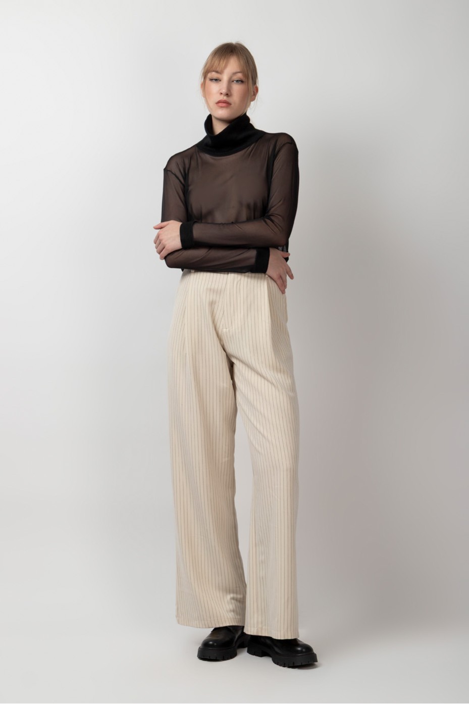 ΜΠΛΟΥΖΑ ΜΑΚΡΥΜΑΝΙΚΗ ΤΟΥΛΙ ΜΕ ΠΛΕΚΤΟ