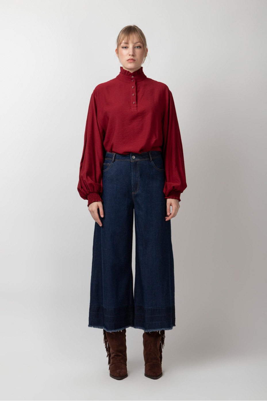 ΜΠΛΟΥΖΑ ΜΕ ΛΟΥΠΕΤΟ ΚΑΙ ΚΟΥΜΠΙΑ