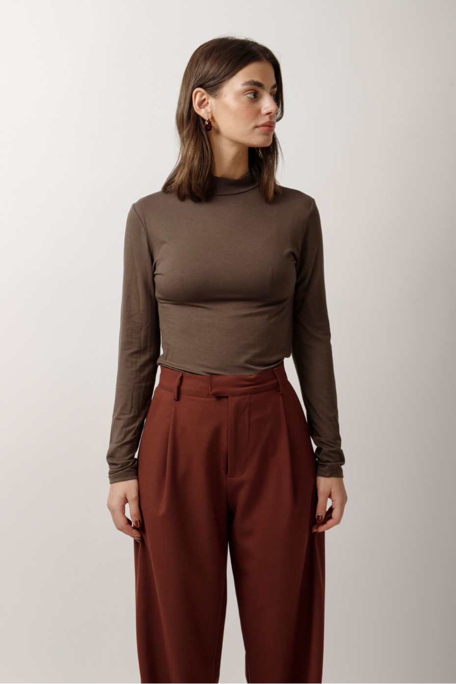 HIGH WAISTED PANTS WITH PLEATS
