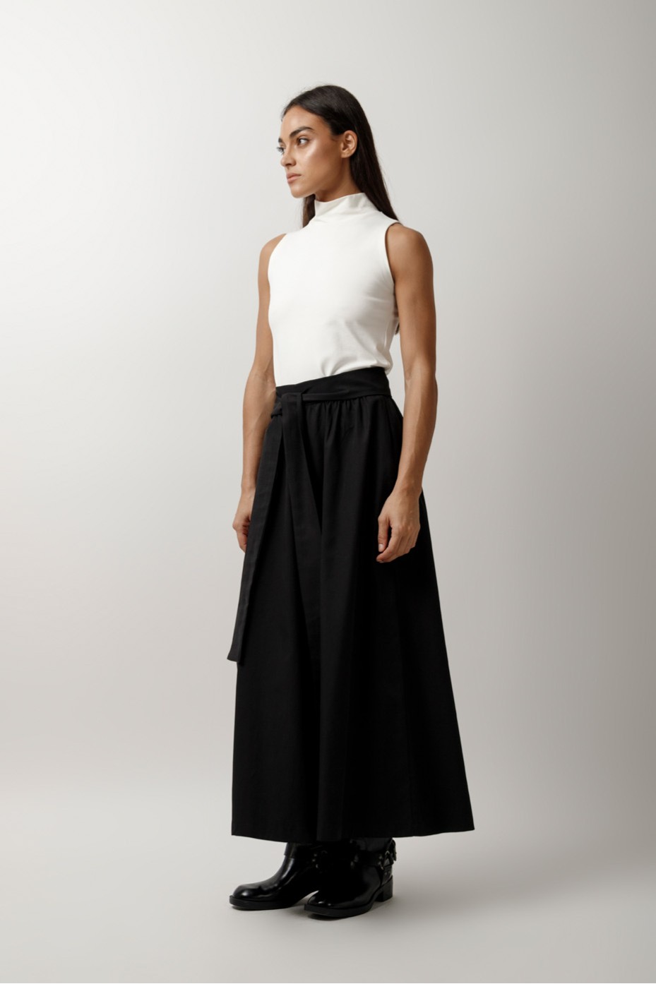 ZIP PANTS WITH BELT