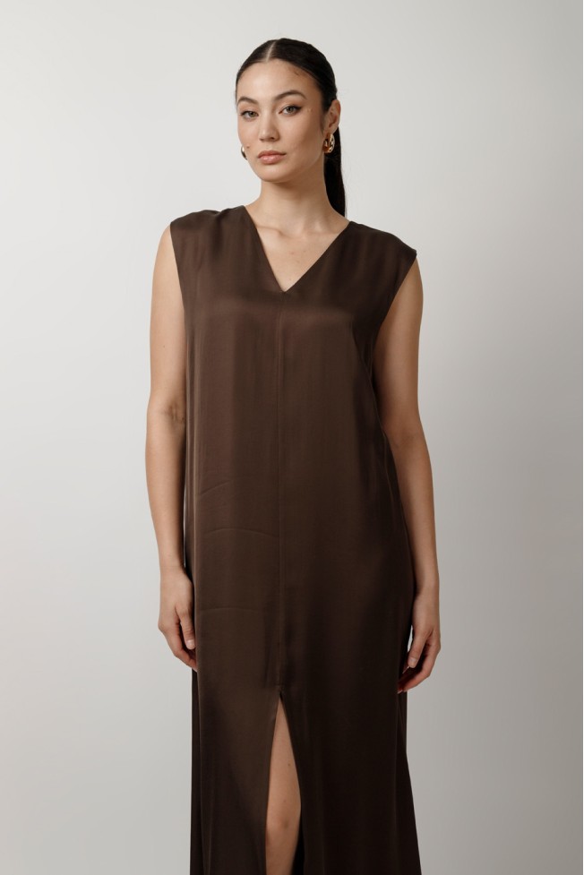 SLEEVELESS MAXI DRESS WITH CUTS