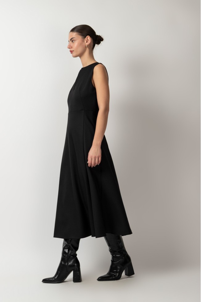 SLEEVELESS V-NECK MIDI DRESS