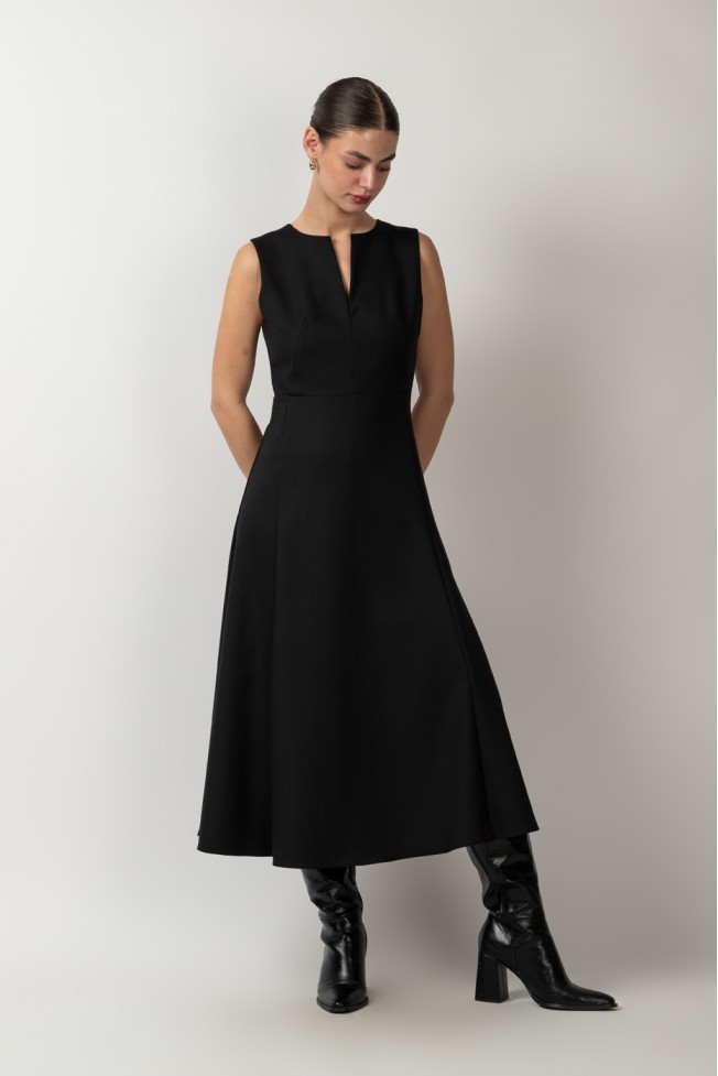 SLEEVELESS V-NECK MIDI DRESS