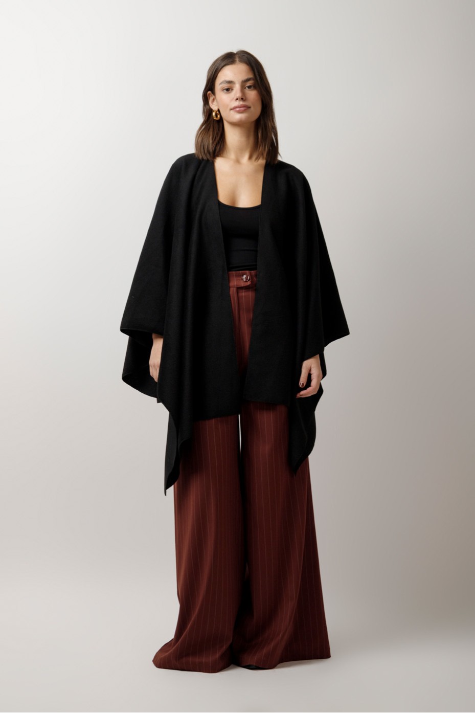 CAPE OVERALL WITH LOOPS ON THE FRONT