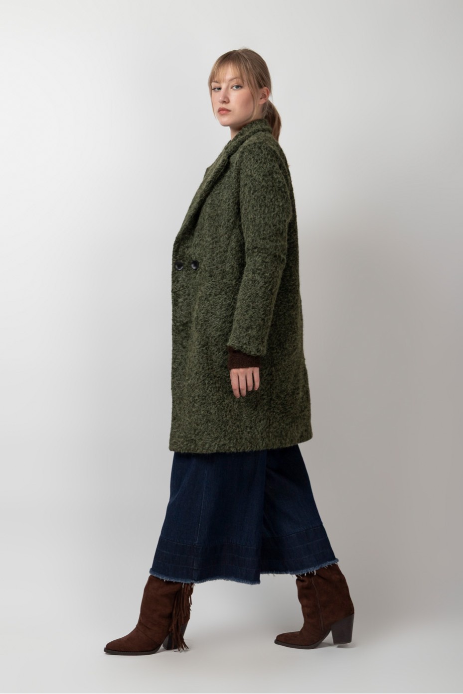 ΠΑΛΤΟ ΧΝΟΥΔΩΤΟ ΜΕ ΓΙΑΚΑ ΚΑΙ ΤΣΕΠΕΣ