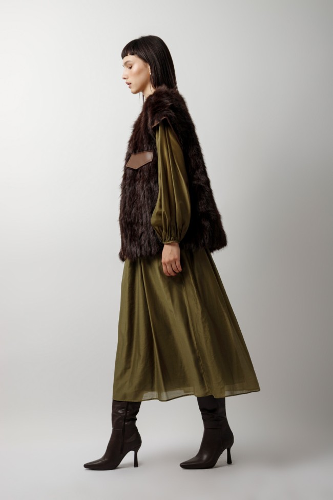 FUR VEST WITH LEATHER DETAILS