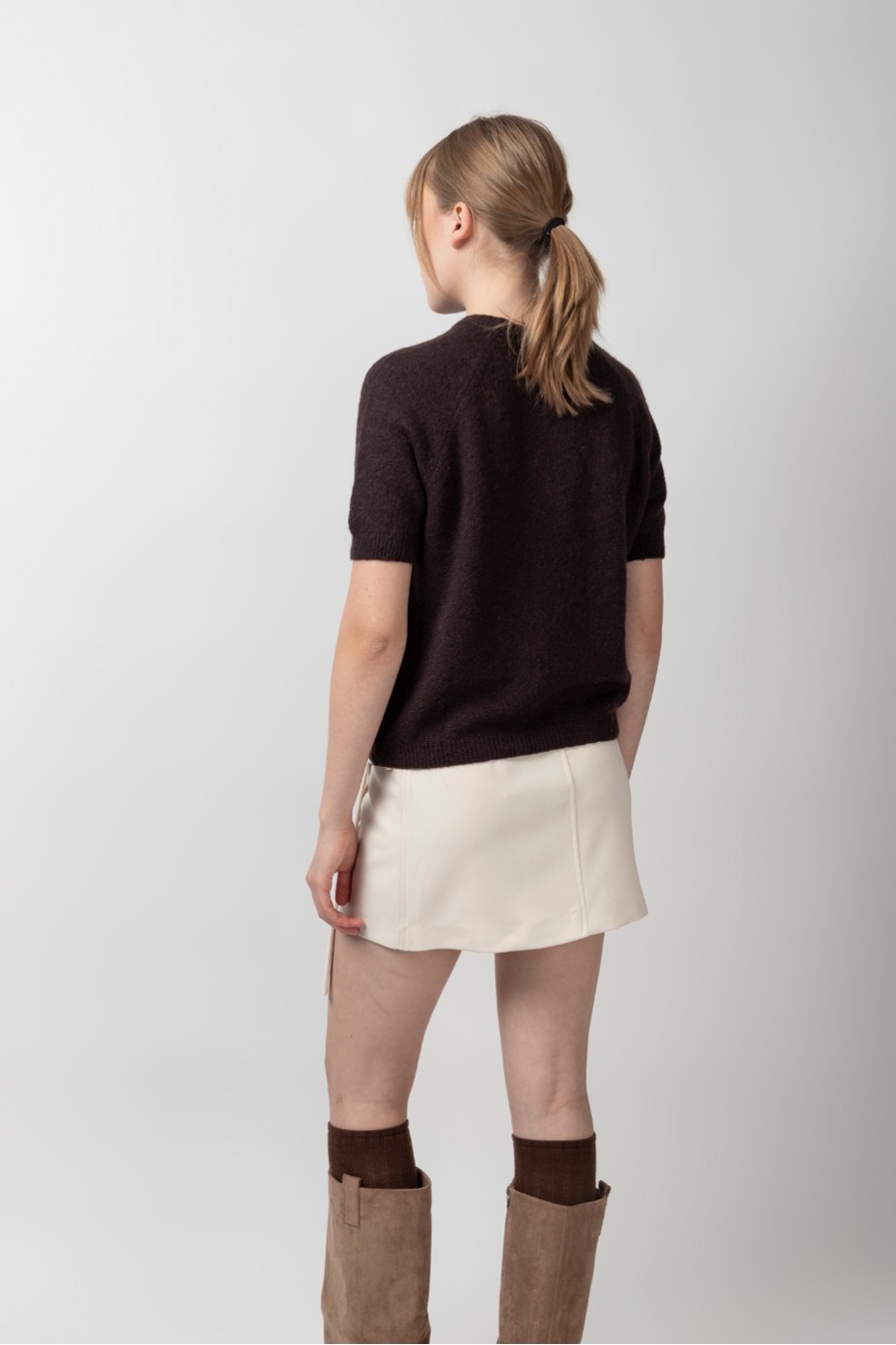 ΜΠΛΟΥΖΑ ΠΛΕΚΤΗ ΜΕ ΚΟΝΤΑ ΜΑΝΙΚΙΑ