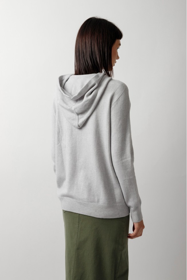 KNITTED HOODED SWEATSHIRT