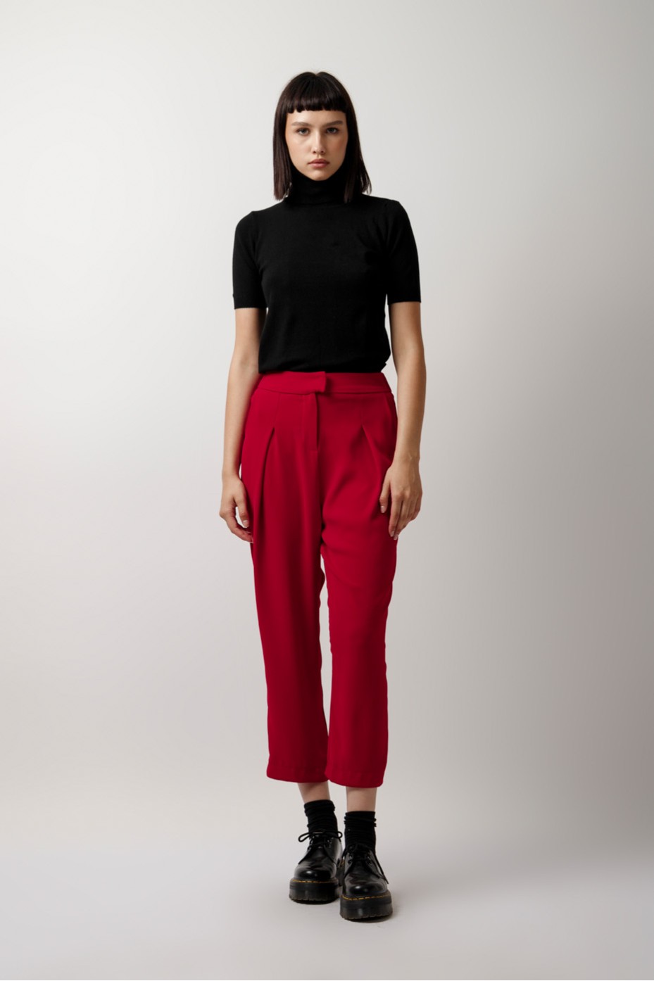 KNITTED BLOUSE WITH HALTER