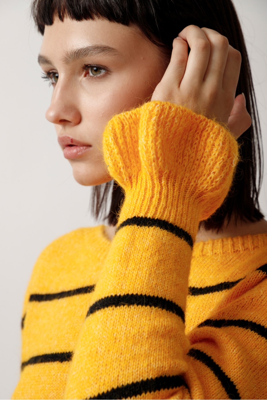KNITTED BLOUSE WITH STRIPES