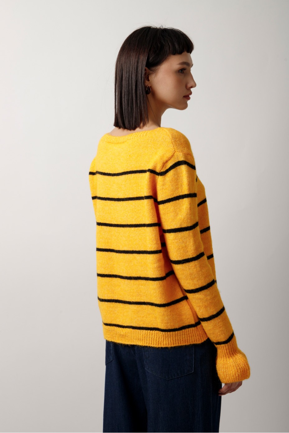 KNITTED BLOUSE WITH STRIPES
