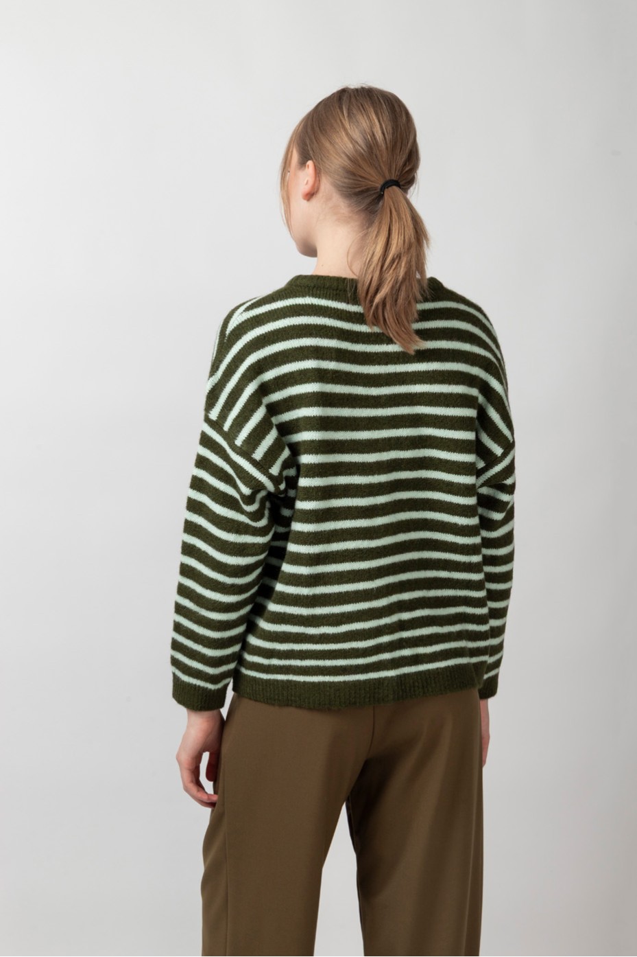 ΖΑΚΕΤΑ ΠΛΕΚΤΗ ΜΕ ΚΟΥΜΠΙΑ