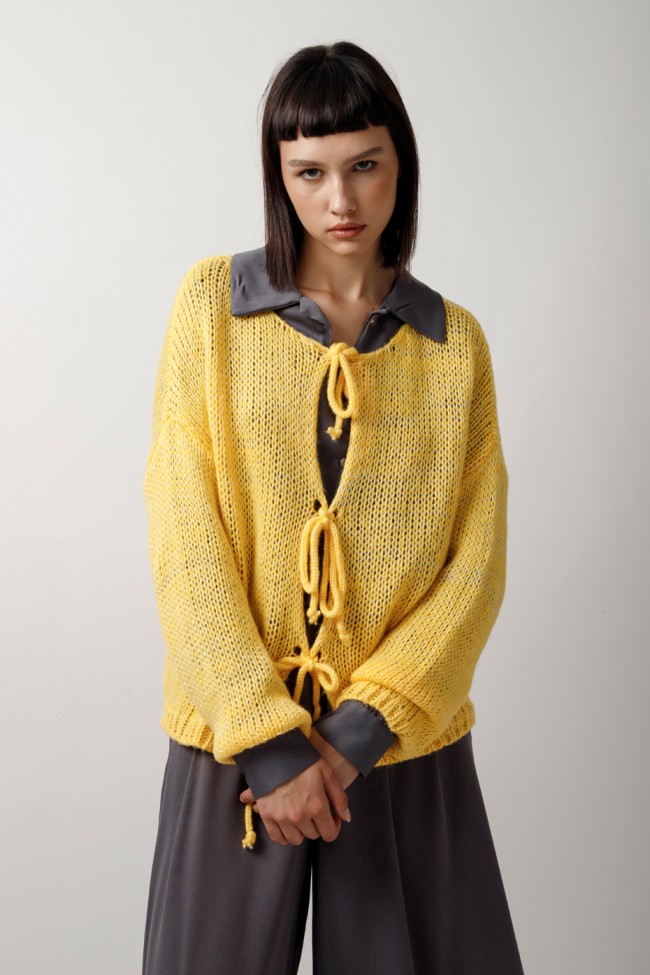 KNITTED CARDIGAN WITH TIE