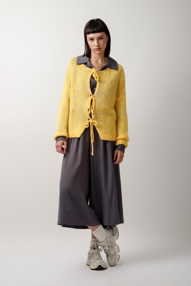 KNITTED CARDIGAN WITH TIE