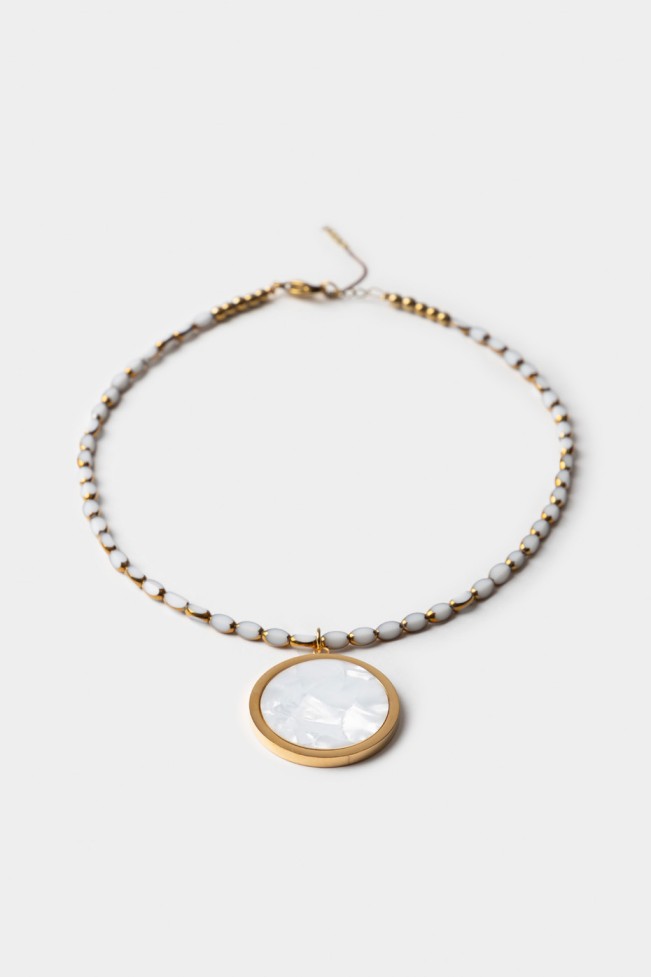 NECKLACE WITH GLASS STONES WITH OPAL MOTIF