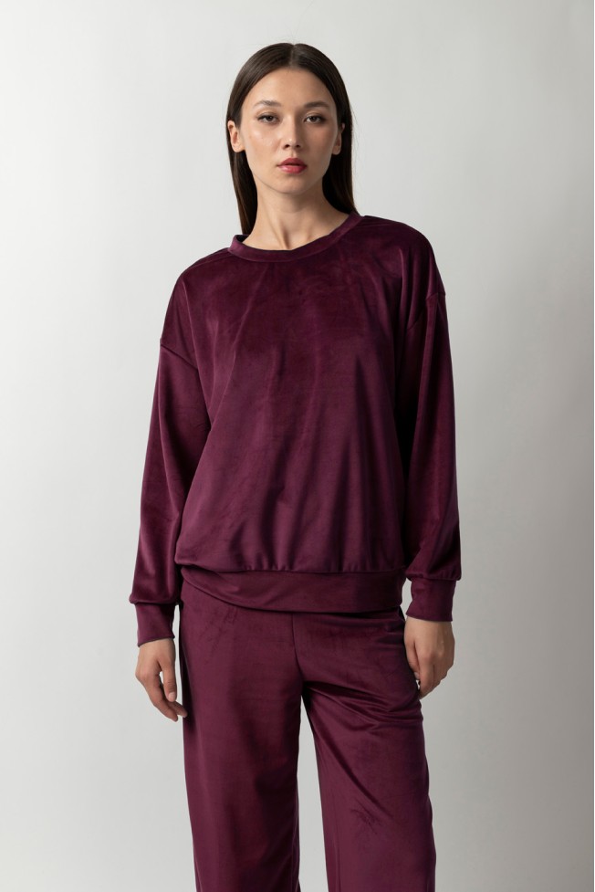 SWEATSHIRT AND JOGGERS SET
