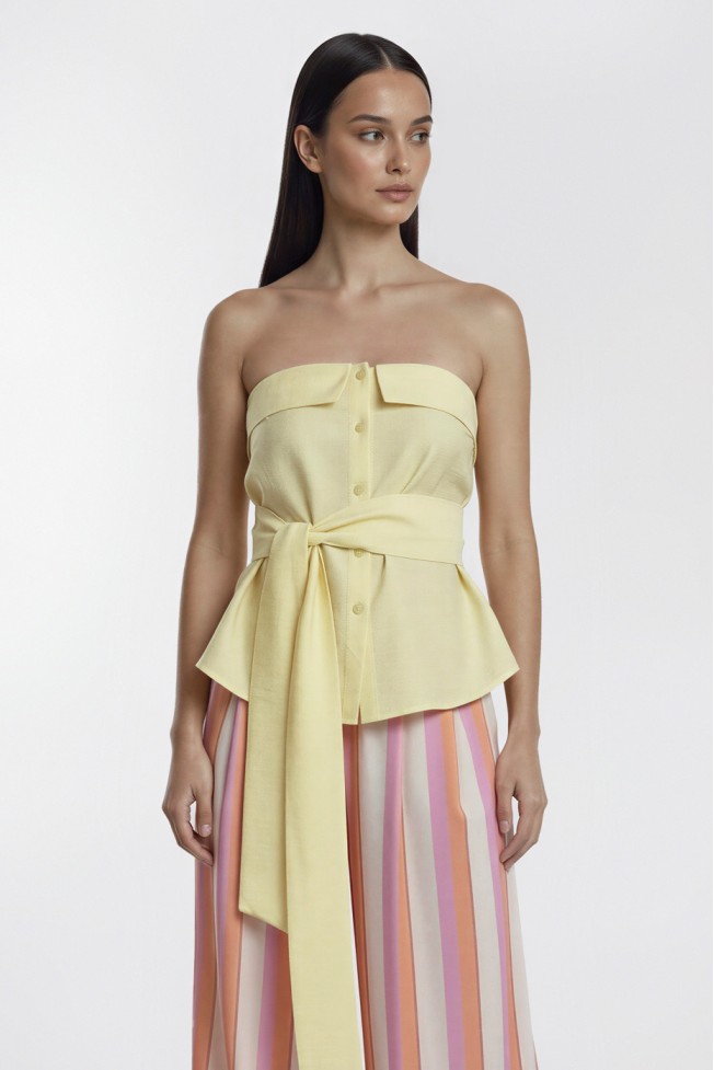 ΜΠΛΟΥΖΑ STRAPLESS ΜΕ ΚΟΥΜΠΙΑ