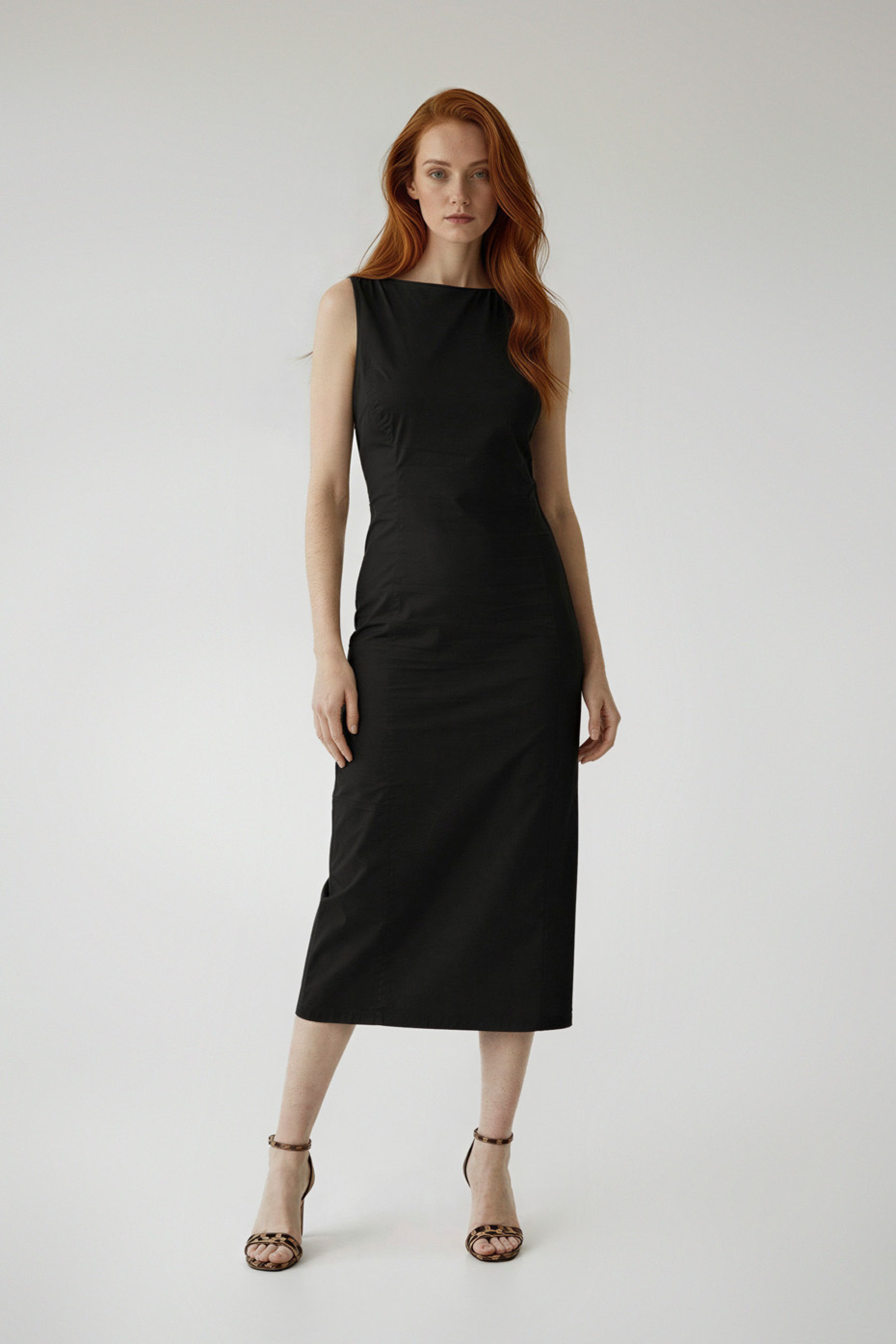 PENCIL MIDI DRESS WITH OPEN BACK | HELMI