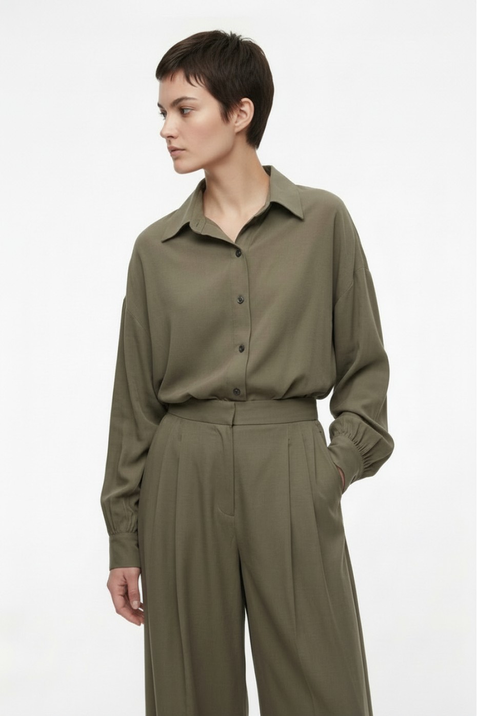 ΠΟΥΚΑΜΙΣΟ ΜΑΚΡΥΜΑΝΙΚΟ OVERSIZED