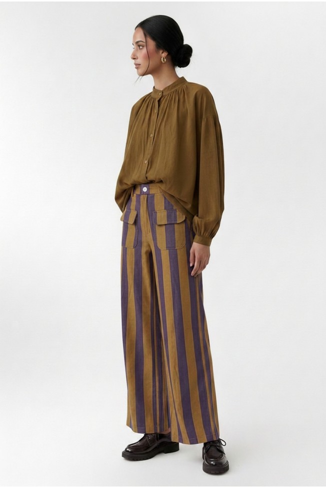 ΠΟΥΚΑΜΙΣΟ OVERSIZED ΜΕ ΦΟΥΣΚΩΤΑ ΜΑΝΙΚΙΑ