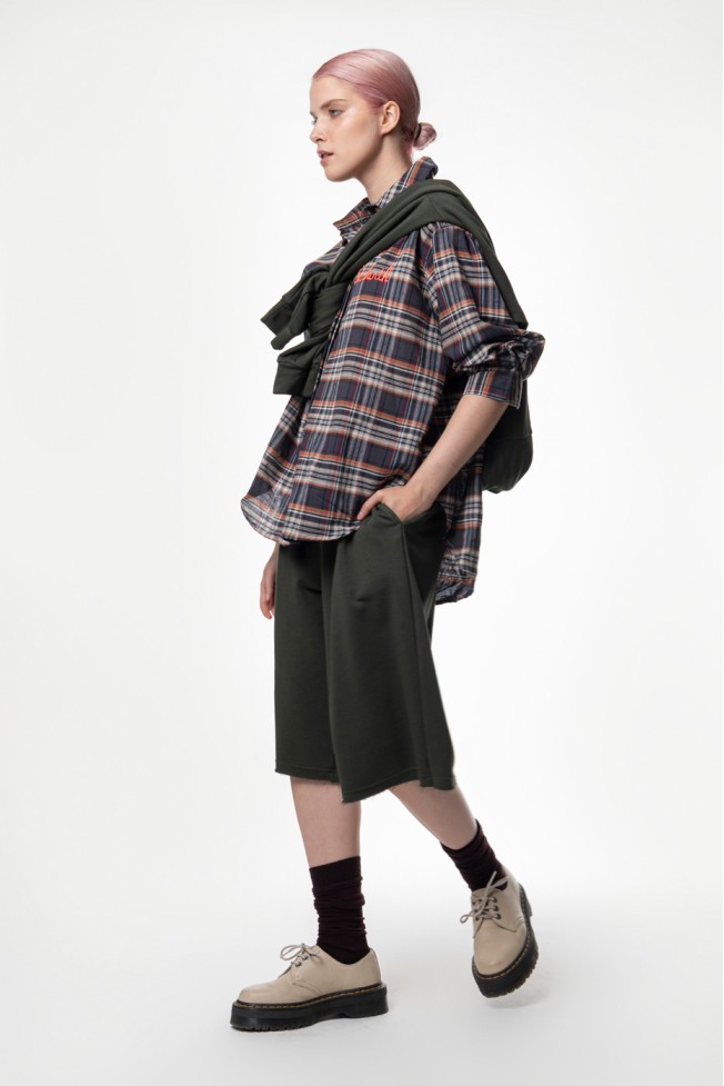 ΠΟΥΚΑΜΙΣΟ ΚΑΡΟ OVERSIZED ΜΕ ΚΕΝΤΗΜΑ