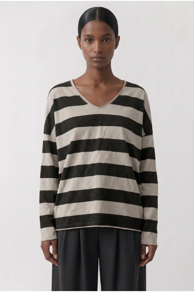 STRIPED V-NECK BLOUSE