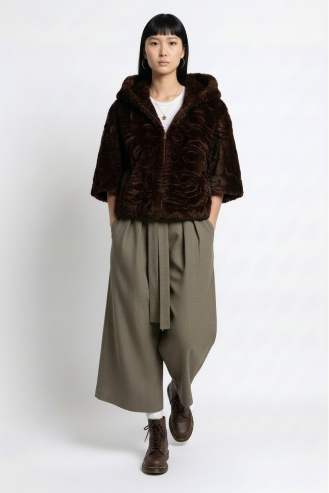 FAUX FUR COAT WITH TROUCAR SLEEVES